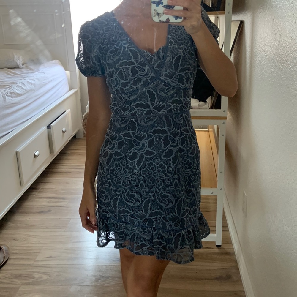 Size XS blue lovers & friends dress